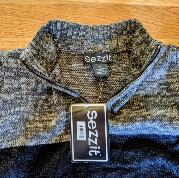 SEZZIT Boy Mock Neck Sweater 4T NWT - Picture 2 of 2